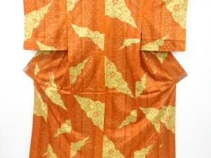 逆雲取りに花模様小紋着物